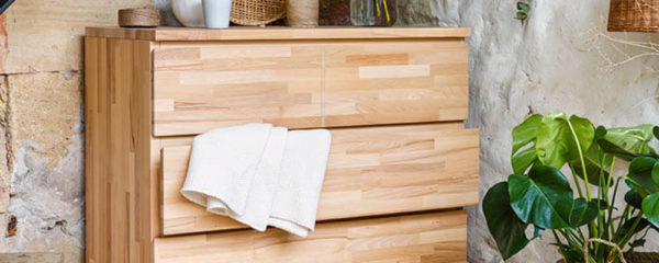 commode en bois massif